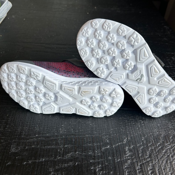 Like New Skechers sneakers - Picture 7 of 7
